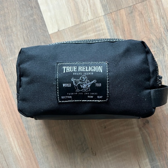 True Religion Black Travel Pouch - Picture 1 of 5